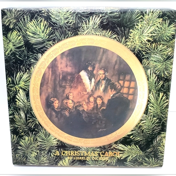 A Christmas Carol Heirloom Tradition Limited Edition Collectors Plate - Picture 2 of 9